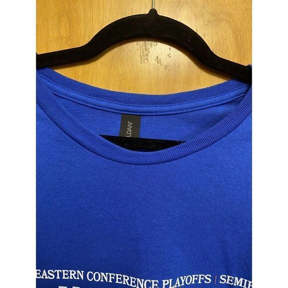GILDAN EASTER CONFERENCE PLAYOFF SEMIFINALS NY KNICKS PLAYOFFS 24 T-SHIRT XL - Picture 3 of 9
